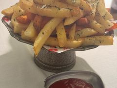 -春树下·树屋花房西餐厅(罍街AS1980店)