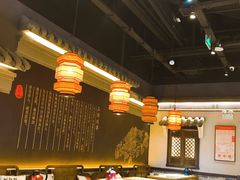 大堂-宽窄巷成都菜(青岛路万达广场店)