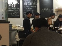 大堂-HELLO 27 意面·沙拉·帕尼尼