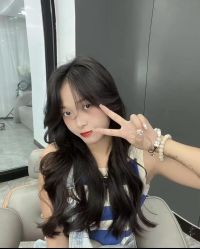 -妃格美发沙龙·烫发·染发