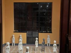 -Nathalie Djurberg与Hans Berg“牛皮纸包裹的月亮”-Prada荣宅当季展览