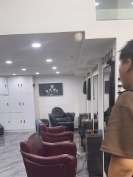 -星座接发烫染美发超市