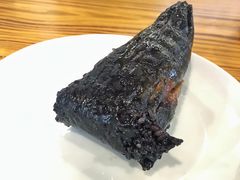 乌米蛋黄大肉粽-金太粽(上海弄堂第一粽店)