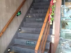 -瓦国小镇·果木烤鸭·融合菜(西口店)