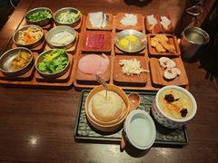 -银米·云南传统过桥米线(双廊黑金冠店)