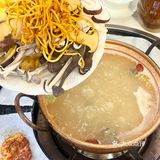 大理这家7年老店🍄 石板烧和菌锅都封神