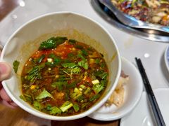 -乡土特色.冷锅鱼.牦牛肉汤锅