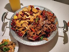 田鸡牛仔骨-小鱼小牛·鱼牛干锅·脆鱼火锅(世欧广场店)