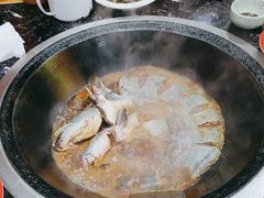 -边江铁锅炖鱼(振八街店)