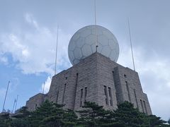 -黄山光明顶山庄