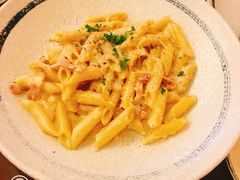 奶油芝士咸肉烩管面-PIZZA BIANCA(万象城店)