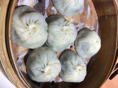 香菇青菜小笼-弄堂咪道-饭香·面香·馄饨香(兴梅店)