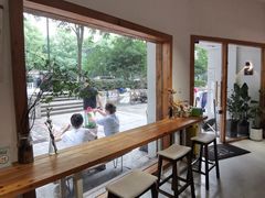 靠窗位-COTTON CAFE(德信·中外公寓店)