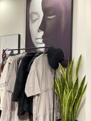 点击看大图 -CE·专业蛋白•羽毛接发·潮色烫染品牌店