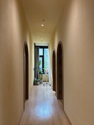 -小颜秘家·韩国整骨