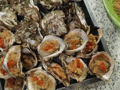 -蚝哥花姐湛江烤生蚝(美丽湾市场店)
