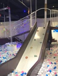 -塔塔王国·主题儿童游乐园(奥城商业广场店)