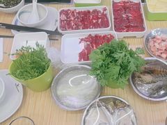 -杨老板·海鲜集市火锅·鲜切牛肉(中防万宝店)