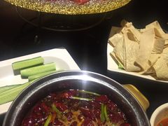-鲁西肥牛(九方购物中心店)