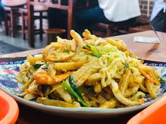 海鲜炒年糕-台州老六海鲜面馆(上南总店)