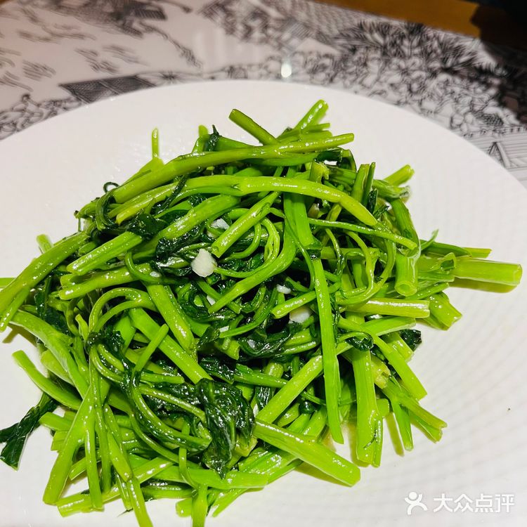 氛围感拉满的一家江南菜馆[调皮]很有客栈风