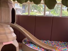 -水桶王国主题餐厅·聚会·生日派对·亲子活动·家庭套餐(亚龙湾希尔顿店)