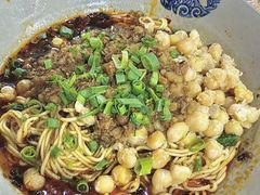 -丁丁猫重庆小面(徐州路店)