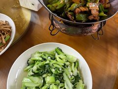 -芦茨金富饭庄·25年老字号·专做稻草鸡