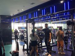 -威仕顿健身游泳(御锦城店)