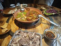 -普洱小黄牛餐厅铜火锅·思茅地方菜(世纪城店)