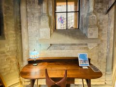 大堂-思南书局·诗歌店