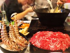 -鲜入围煮花胶鸡海鲜火锅