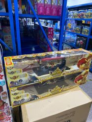 -逝水玩具折扣店