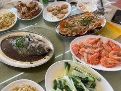 -红月湾海鲜饭店•沙滩海景(双月湾店)