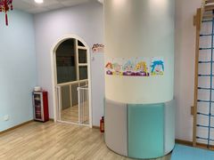 -星空布洛早教·托育(滨江店)