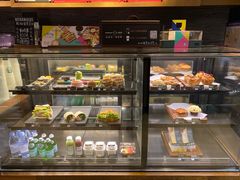 面包甜点陈列柜-星巴克(南京大世界店)