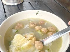 -何胖子丸子汤(南海街店)
