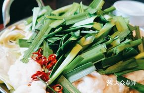 Pork Bone and Beef Intestine Hot Pot