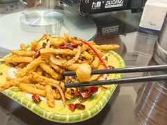 干煸莲藕丝-乡厨味道(黄鹤楼店)