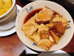 -红猪卤肉饭(大西洋美食城店)