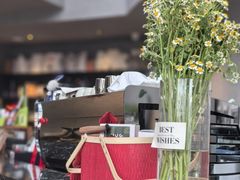 -HUG·拥抱咖啡(郑州宝龙广场店)