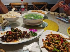 漓江啤酒毛骨鱼-鲜榨果汁·啤酒鱼(环岛河店)