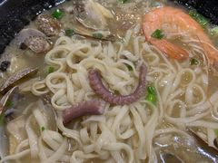 -老东镇啤酒屋海鲜加工·蒸汽海鲜·海鲜烧烤(台东店)