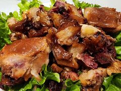 -老码头黑皮肘子锅包肉熏酱水饺(文政街店)
