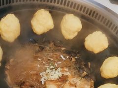 -哈尔滨烧烤·山河村铁锅炖(交大店)