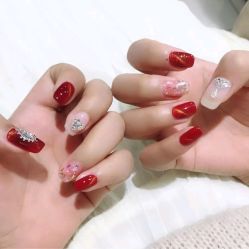 -Pink You美甲美睫纹绣定制中心