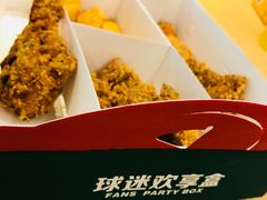 球迷欢享盒-麦当劳(杭州西湖银泰百货店)
