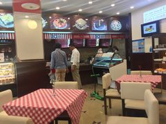 -红宝石·鲜奶小方·海派西点房(南丹店)