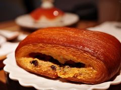 -VERIE BAKEHOUSE