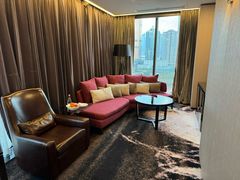 -广州天河希尔顿酒店